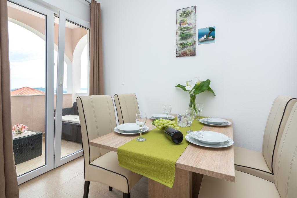 Apartments Blue Lagoon تروغير المظهر الخارجي الصورة